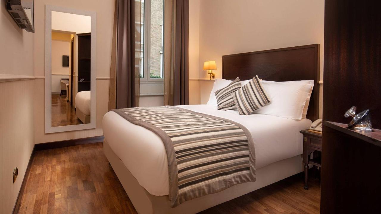 Hotel Del Corso Ρώμη Εξωτερικό φωτογραφία