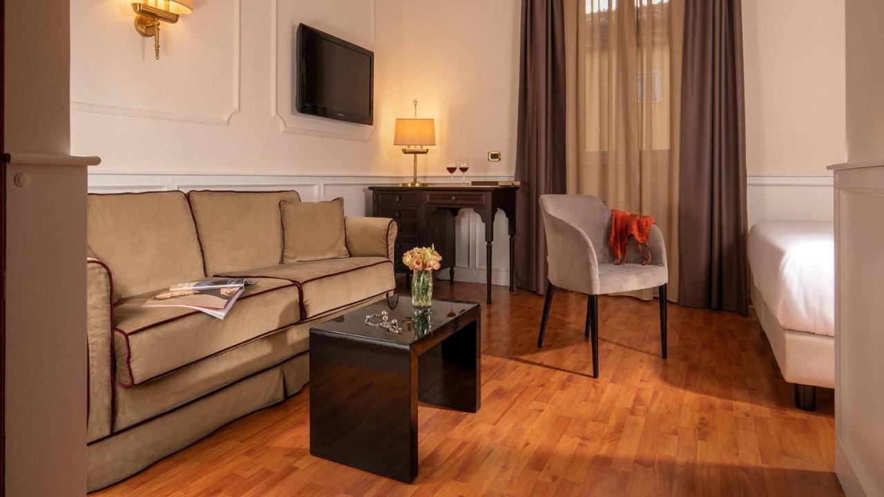 Hotel Del Corso Ρώμη Εξωτερικό φωτογραφία