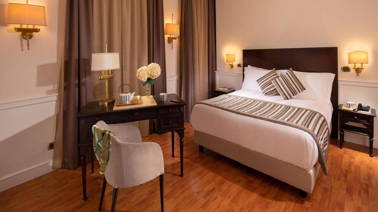 Hotel Del Corso Ρώμη Εξωτερικό φωτογραφία